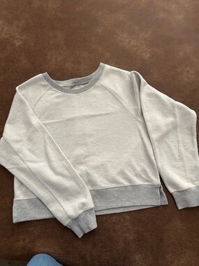 Light Gray Crewneck Sweatshirt with Contrast Hem